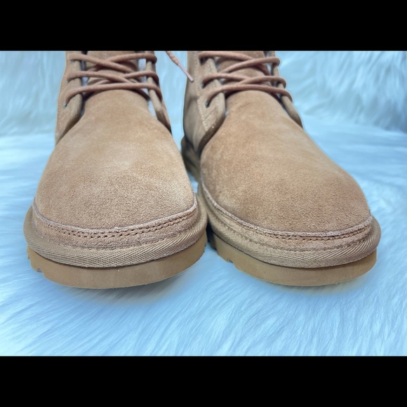 ❣️SOLD❣️Ugg Harkley Boots - Picture 4 of 9